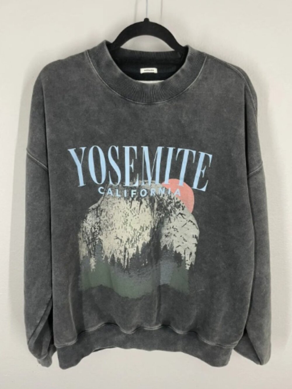 Abercrombie & Fitch Yosemite California Graphic Crewneck Sweater Size L Black